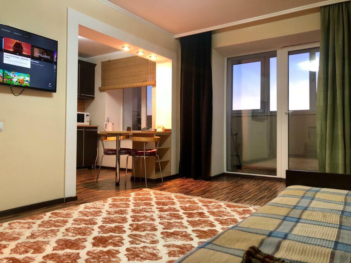 Apartment On Republic Square Ustʼ-Kamenogorsk Extérieur photo